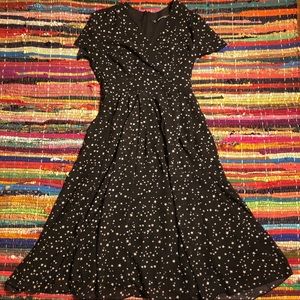 Eshakti Small Star V Neck Long Dress w Pockets